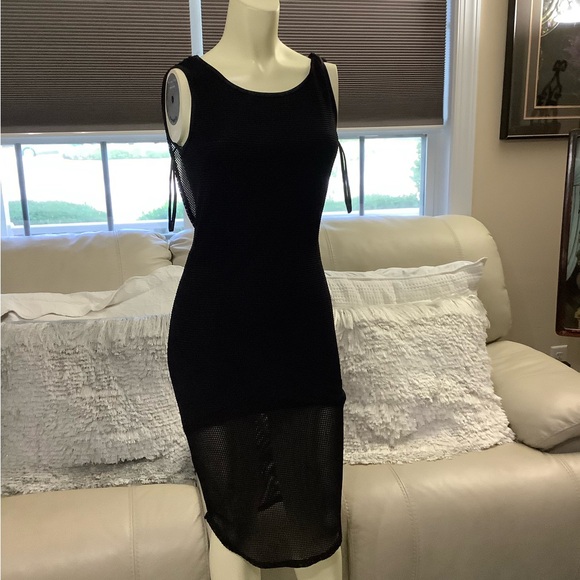 Papaya Black Sleeveless Sheath Midi Dress - Picture 1 of 9